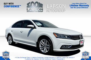 2018 Volkswagen Passat 2.0T SE 1VWBA7A38JC008027 2018 Volkswagen Passat 2.0T SE