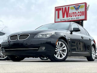 2010 BMW 5 Series WBANV9C56AC390988 2010 BMW 5 Series