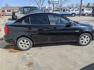 2007 Hyundai Accent KMHCN46C17U122453 2007 Hyundai Accent