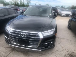 2019 Audi Q5 2.0T quattro Premium Plus WA1BNAFYXK2055845 2019 Audi Q5 2.0T quattro Premium Plus