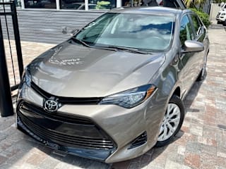 2018 Toyota Corolla LE 5YFBURHE4JP800745 2018 Toyota Corolla LE