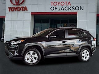 2019 Toyota RAV4 XLE 2T3W1RFV6KC003029 2019 Toyota RAV4 XLE