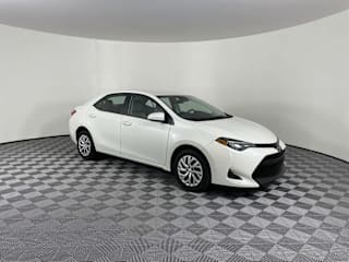 2018 Toyota Corolla LE 5YFBURHE0JP827750 2018 Toyota Corolla LE