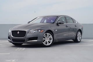 2017 Jaguar XF 35t Premium SAJBJ4BV0HCY40605 2017 Jaguar XF 35t Premium