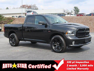 2018 Ram Pickup 1500 1C6RR7HT2JS122330 2018 Ram Pickup 1500