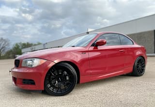 2010 BMW 1 Series WBAUC7C55AVK96191 2010 BMW 1 Series