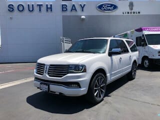 2017 Lincoln Navigator L Reserve 5LMJJ3LTXHEL11984 2017 Lincoln Navigator L Reserve