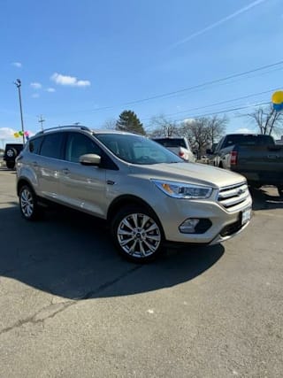 2018 Ford Escape 1FMCU9J91JUB16025 2018 Ford Escape