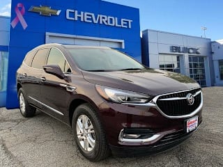 2018 Buick Enclave Essence 5GAEVAKW9JJ210320 2018 Buick Enclave Essence