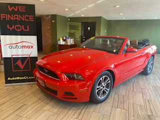 2014 Ford Mustang V6 1ZVBP8EM2E5264438 2014 Ford Mustang V6