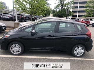 2018 Honda Fit LX 3HGGK5H40JM735364 2018 Honda Fit LX
