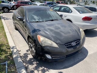 2010 Hyundai Genesis Coupe 3.8L KMHHU6KH3AU007687 2010 Hyundai Genesis Coupe 3.8L