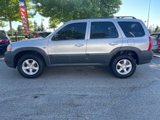 2006 Mazda Tribute i 4F2YZ92Z06KM21884 2006 Mazda Tribute i