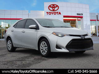 2019 Toyota Corolla 5YFBURHE0KP877582 2019 Toyota Corolla