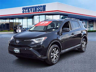 2017 Toyota RAV4 LE 2T3BFREVXHW566030 2017 Toyota RAV4 LE