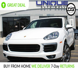 2017 Porsche Cayenne Platinum Edition WP1AA2A26HKA83008 2017 Porsche Cayenne Platinum Edition