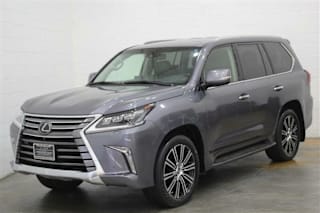 2018 Lexus LX 570 Two-Row JTJHY7AX5J4260031 2018 Lexus LX 570 Two-Row