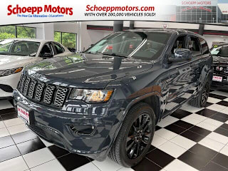 2018 Jeep Grand Cherokee Laredo 1C4RJFAG6JC421305 2018 Jeep Grand Cherokee Laredo
