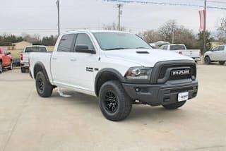 2018 Ram Pickup 1500 1C6RR7YT4JS102595 2018 Ram Pickup 1500