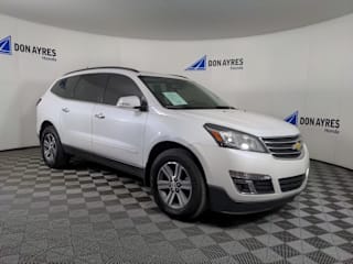 2017 Chevrolet Traverse LT 1GNKVHKD9HJ160013 2017 Chevrolet Traverse LT