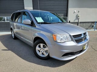 2013 Dodge Grand Caravan SXT 2C4RDGCG7DR575415 2013 Dodge Grand Caravan SXT