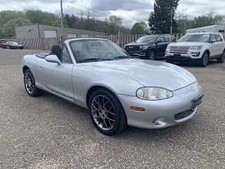 2004 Mazda MX-5 Miata Cloth JM1NB353840402357 2004 Mazda MX-5 Miata Cloth