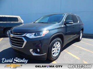 2019 Chevrolet Traverse LT Cloth 1GNERGKW7KJ106245 2019 Chevrolet Traverse LT Cloth