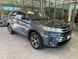 2017 Toyota Highlander LE Plus 5TDBZRFHXHS381297 2017 Toyota Highlander LE Plus