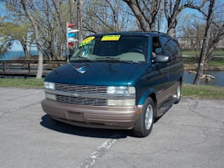 2002 Chevrolet Astro LT 1GNEL19X72B143187 2002 Chevrolet Astro LT