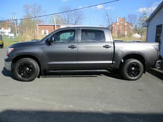 2011 Toyota Tundra Grade 5TFDY5F17BX167215 2011 Toyota Tundra Grade