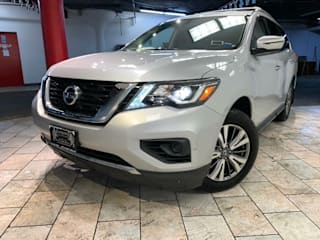 2018 Nissan Pathfinder SV 5N1DR2MM5JC658991 2018 Nissan Pathfinder SV