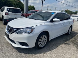 2017 Nissan Sentra S 3N1AB7AP7HL710131 2017 Nissan Sentra S