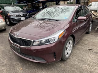2018 Kia Forte 3KPFL4A7XJE245725 2018 Kia Forte