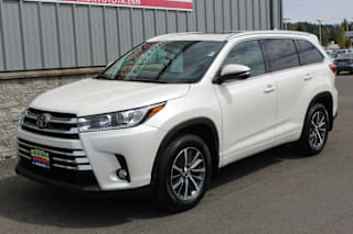 2018 Toyota Highlander XLE 5TDJZRFH2JS532750 2018 Toyota Highlander XLE