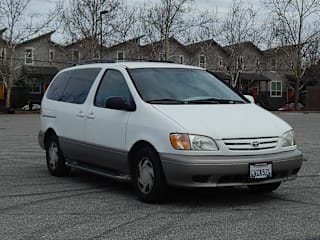 2002 Toyota Sienna 4T3ZF13C82U437342 2002 Toyota Sienna