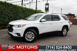 2018 Chevrolet Traverse LT Cloth 1GNERGKW1JJ284831 2018 Chevrolet Traverse LT Cloth