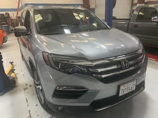 2017 Honda Pilot 5FNYF6H9XHB007042 2017 Honda Pilot