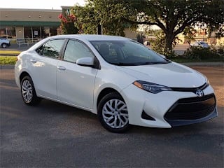 2019 Toyota Corolla L 5YFBURHE6KP881880 2019 Toyota Corolla L