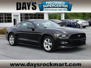 2017 Ford Mustang V6 1FA6P8AMXH5335650 2017 Ford Mustang V6