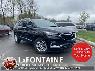 2018 Buick Enclave Essence 5GAERBKW1JJ271042 2018 Buick Enclave Essence