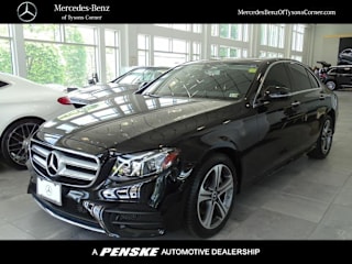 2018 Mercedes-Benz E-Class E 300 4MATIC WDDZF4KB2JA400378 2018 Mercedes-Benz E-Class E 300 4MATIC