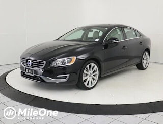 2018 Volvo S60 T5 Inscription Platinum LYV402TM9JB168901 2018 Volvo S60 T5 Inscription Platinum