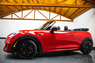 2017 MINI Convertible WMWWH9C58H3A78535 2017 MINI Convertible