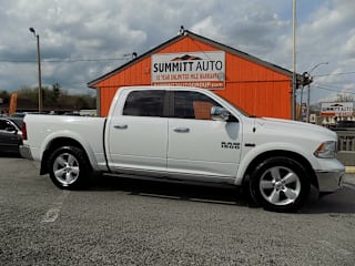 2018 Ram Pickup 1500 1C6RR6LT4JS171496 2018 Ram Pickup 1500