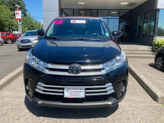 2018 Toyota Highlander XLE 5TDJZRFH7JS874775 2018 Toyota Highlander XLE