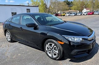 2018 Honda Civic LX 19XFC2E50JE000221 2018 Honda Civic LX