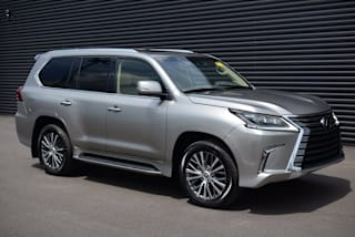 2019 Lexus LX 570 Two-Row JTJHY7AX9K4287024 2019 Lexus LX 570 Two-Row