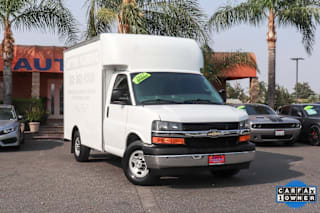 2017 Chevrolet Express Cutaway 1GB0GRFG1H1133641 2017 Chevrolet Express Cutaway