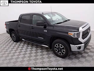 2018 Toyota Tundra SR5 5TFDY5F17JX700288 2018 Toyota Tundra SR5