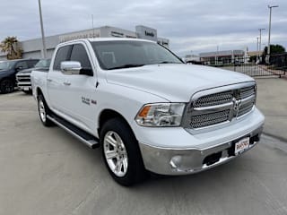 2017 Ram Pickup 1500 1C6RR7LT5HS635265 2017 Ram Pickup 1500
